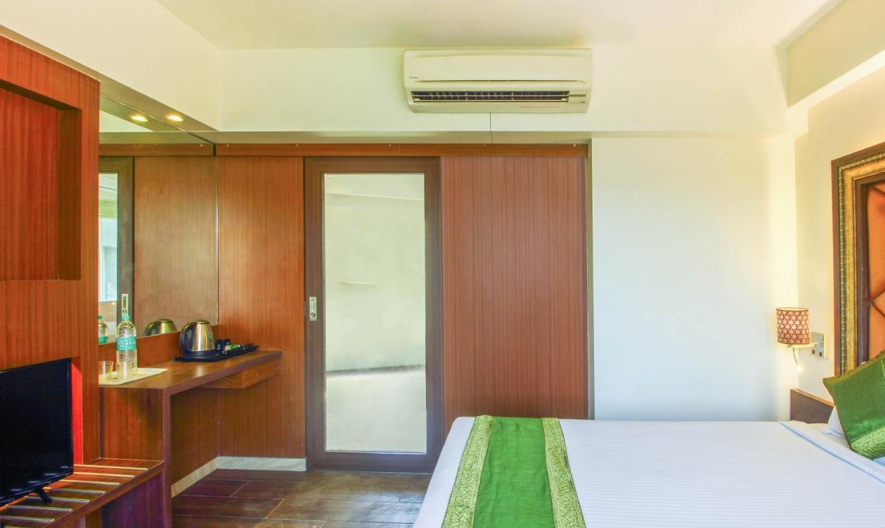 Treebo Tryst Laxvas Thane Luaran gambar